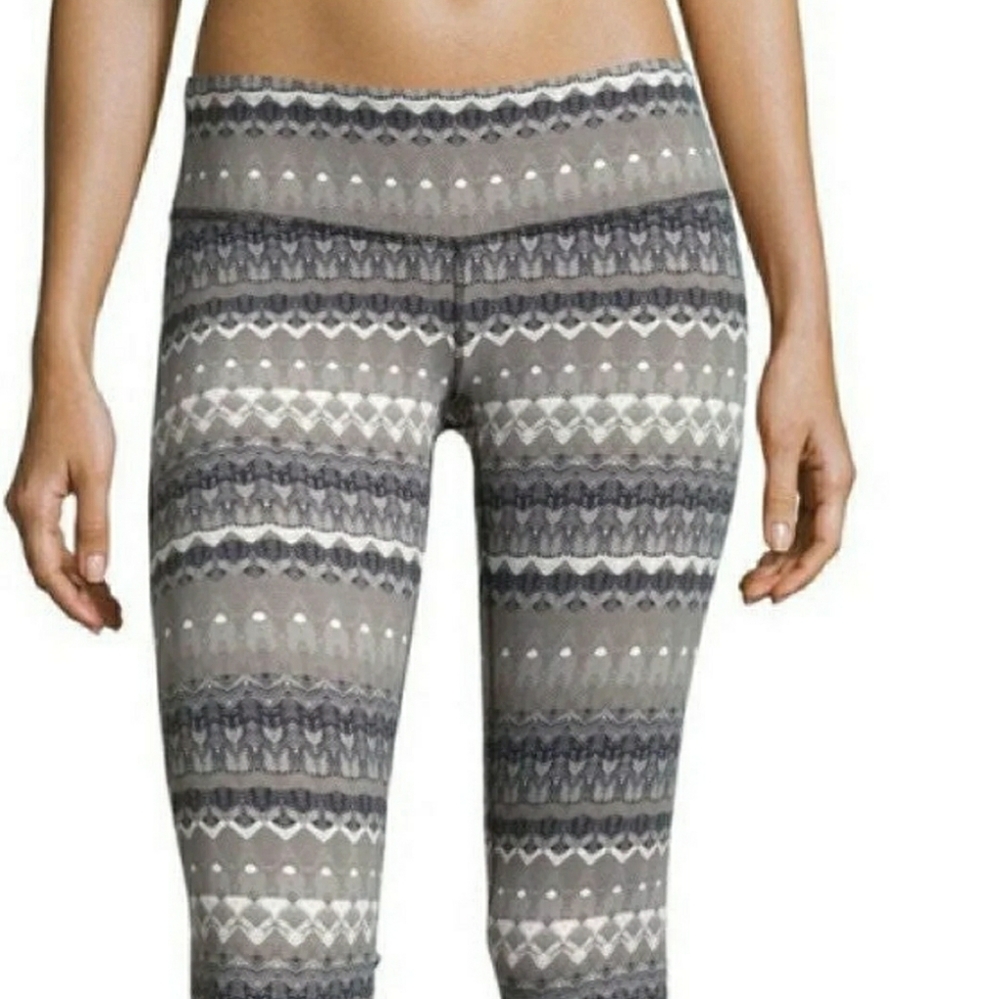 NWOT ALO Yoga leggings Small